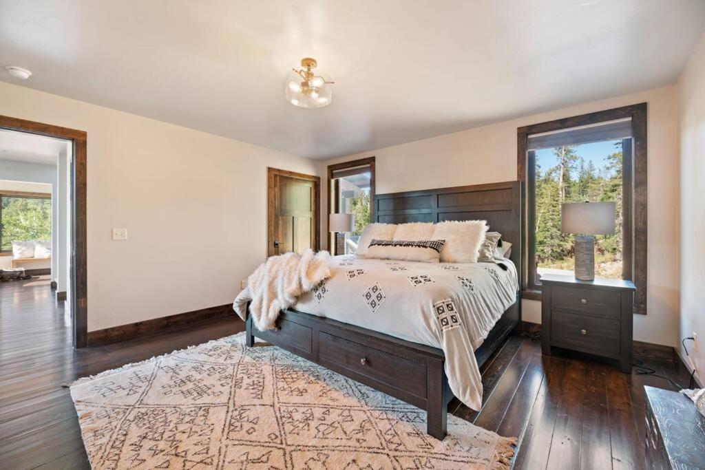 Altitude Adjustment- Panoramic Views, Sleeps 12 Vila Lead Exterior foto
